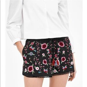 Zara Embroidered Shorts Black Floral Large